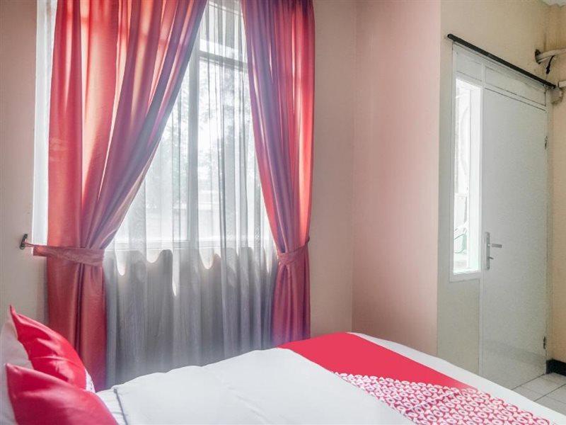 Oyo 3146 Emerald Hill Telukjambe ภายนอก รูปภาพ